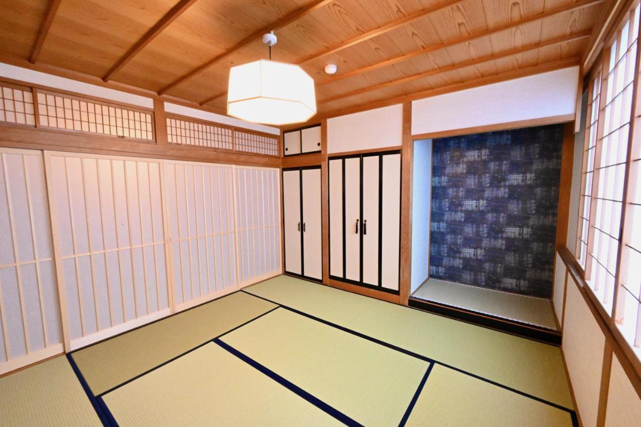 Manabi-Stay Takayama Sakura 提携駐車場利用可 古い町並みまで徒歩1分 最大9名宿泊可能な一等地で人工温泉を楽しむ Exteriér fotografie